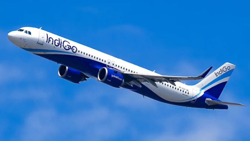 indigo flight landing issue jaipur airport om birla air traffic delay