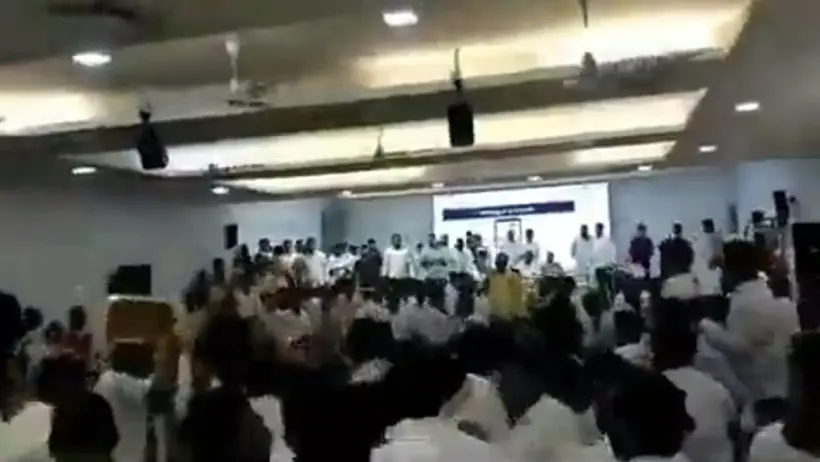 Congress Fight 
