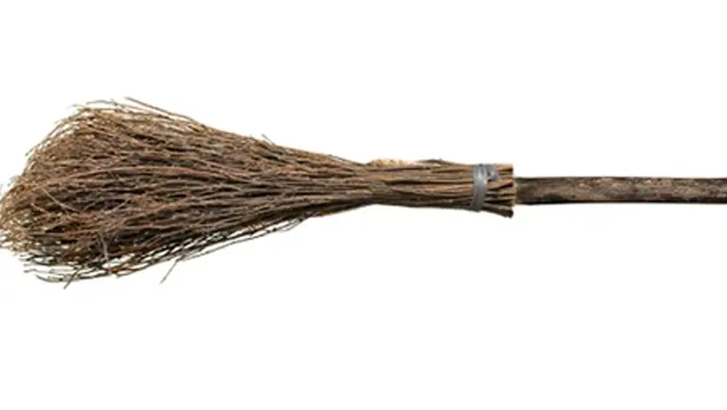 How to use old broom