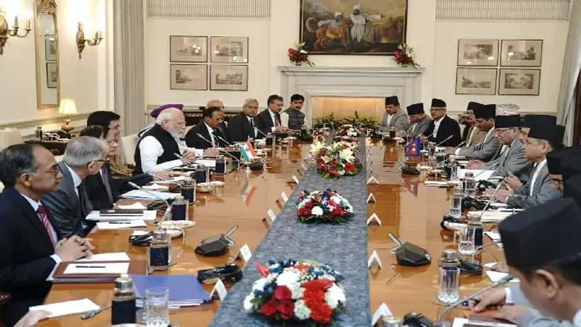Narendra Modi talks with CM Prachanda