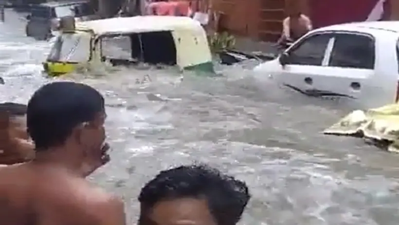 Rain in Delhi photo