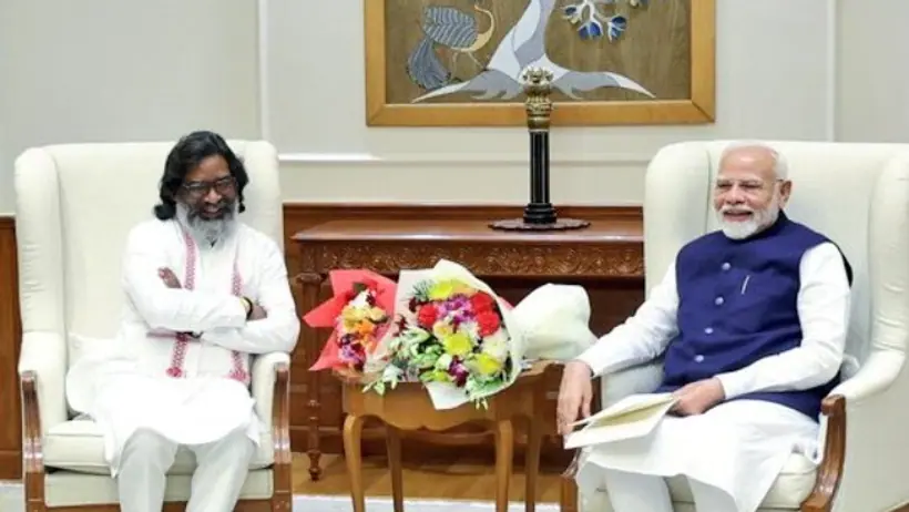 Hemant Soren with PM Modi