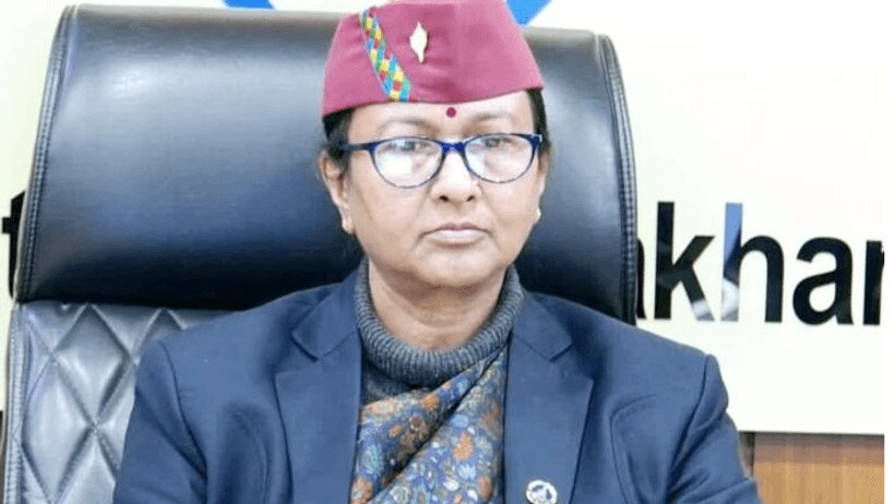 Chief Secretary Smt. Radha Raturi