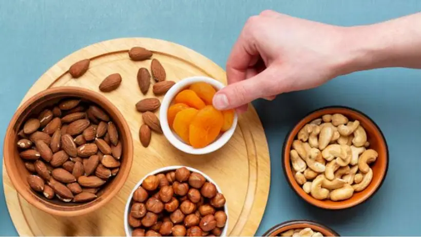 Rule of eating nuts in summer