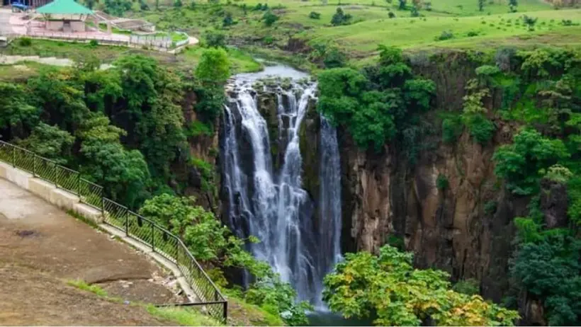 top 10 places in indore