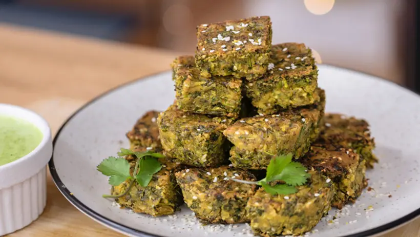 How to make kothimbir vadi