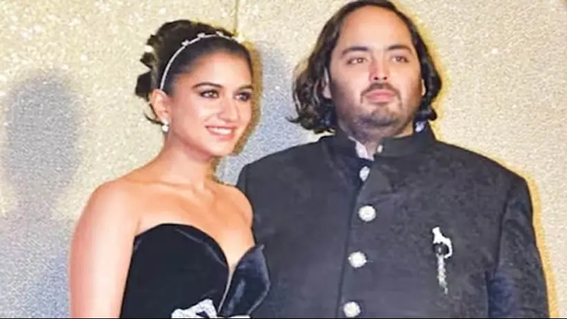 Mukesh Ambani family wedding anant ambani radhika merchant wedding in jamnagar 