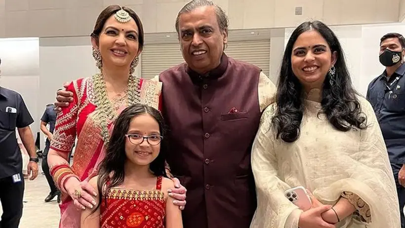 Isha ambani siplicity