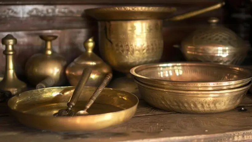How to clean brassware utensils