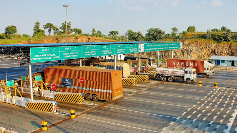 prayagraj mahakumbh 2025  toll free vehicles relief government preparations