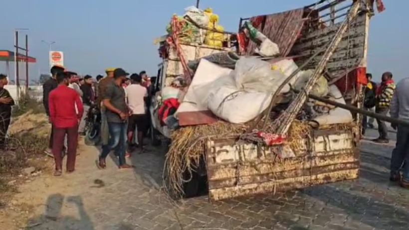 ghazipur road accident nine deaths bodies packed in bundles ambulance journey gorakhpur