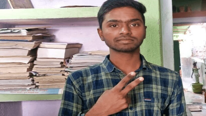 Bihar Board 12th Science Topper Shubham Chourasia