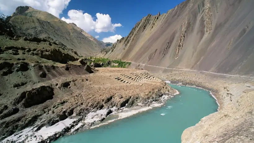 सरकार का पाकिस्तान पर बड़ा एक्शन