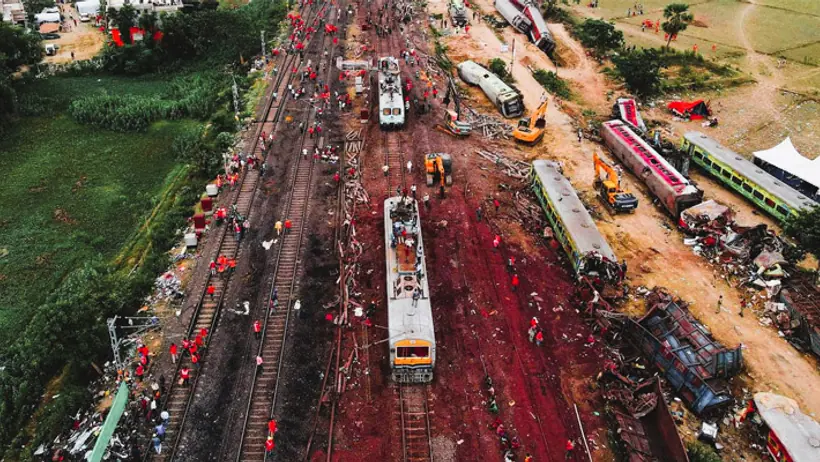 Coromandel Express train accident 
