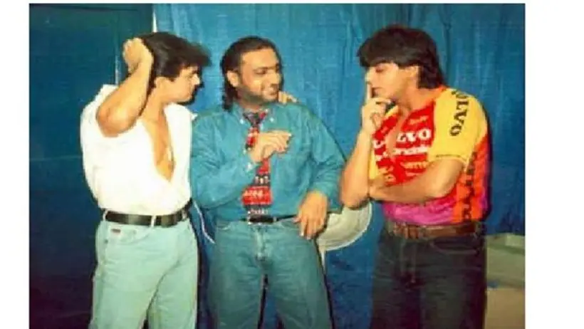 दो 'KHANS' के साथ वायरल हो रही है बैडमैन की 1990 के दशक की तस्वीर