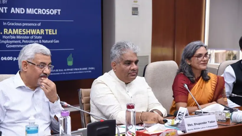 दिल्ली और NCR राज्यों के साथ पर्यावरण मंत्री भूपेंद्र यादव ने किया मंथन...ताकि राजधानी की आबोहवा जहरीली न हो