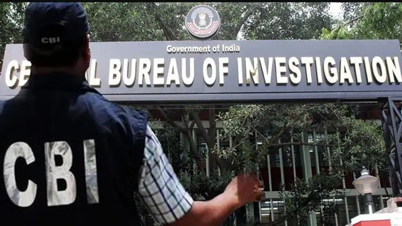 दिल्ली आबकारी पॉलिसी स्कैम में CBI ने 8 आरोपियों के खिलाफ लुकआउट नोटिस किया जारी