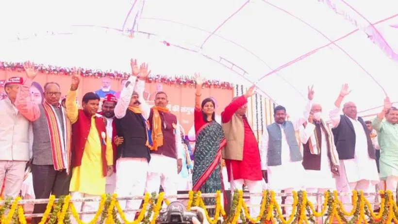 यूपी चुनाव: अनुप्रिया पटेल ने SP मुखिया अखिलेश यादव पर साधा निशाना, कहा  2017 के पहले की सरकार पक्षपात करती थी