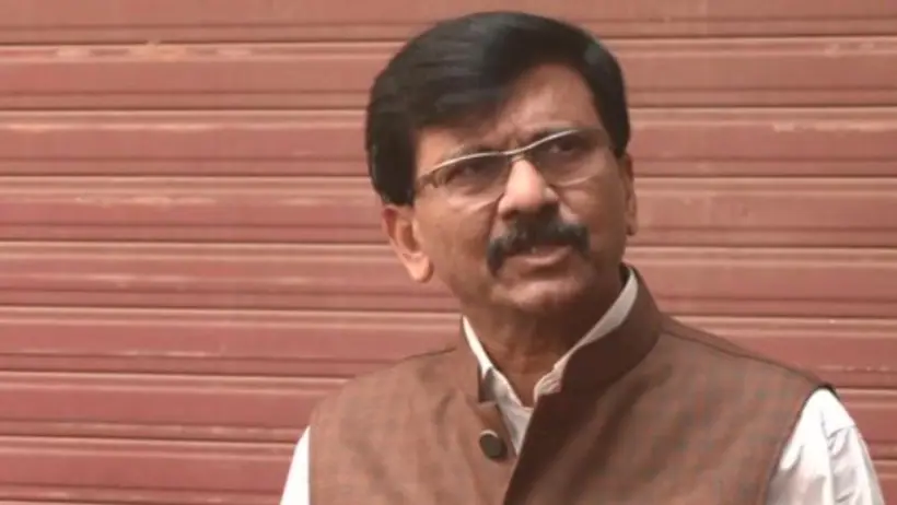 उद्धव सरकार के बागी मंत्रियों को हटाया जाएगा, संजय राउत बोले अगले 24 घंटे में जाएगी कई मंत्रियों की कुर्सी