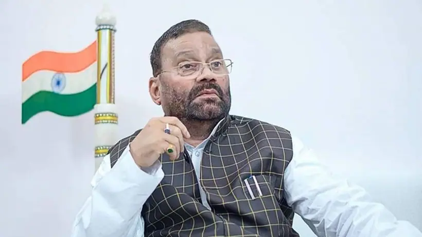 स्वामी प्रसाद मौर्य ने EVM पर उठाए सवाल, बोले  बैलेट पेपर वोटिंग में SP जीती,BJP को मात्र 99 सीटों पर मिली जीत