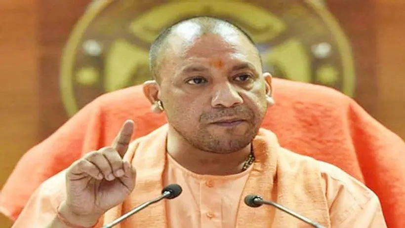 सीएम योगी ने विभागीय अफसरों को दिए सख्त निर्देश, कहा  स्वीकार नहीं होगी दूसरे पर जिम्मेदारी टालने की प्रवृत्ति