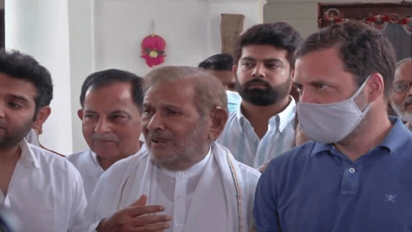 शरद यादव से राहुल गांधी की मुलाकात : थर्ड फ्रंट की कवायद या फिर बिहार को लेकर पक रही कोई सियासी 'खिचड़ी' 