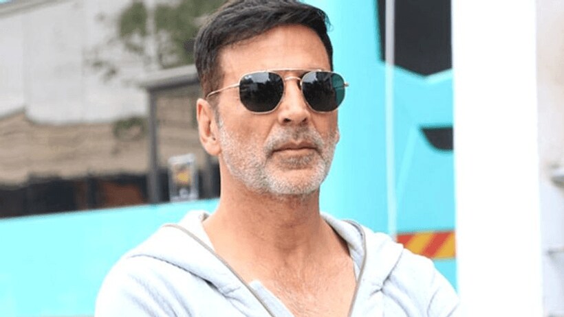 28 साल छोटी इस हीरोइन संग लड़ाएंगे इश्क अक्षय कुमार, इधर फिल्म की शूटिंग शुरू उधर लोगों ने सुनाई खरी खोटी