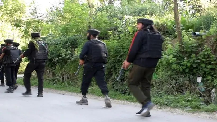 Jammu Kashmir: अमित शाह के दौरे के पहले आतंकवादियों का दुस्साहस, आतंकी हमले में पुलिसवाला शहीद, 1 घायल
