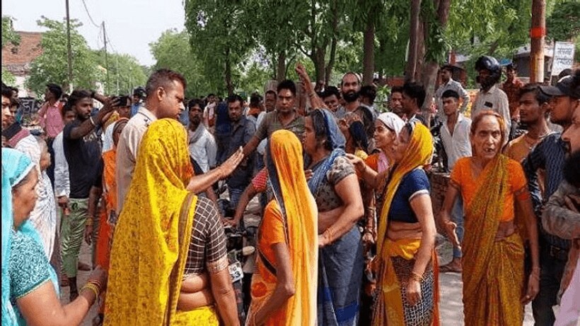 नशा मुक्ति केंद्र गए युवक की मौत के बाद हंगामा, परिजनों ने कहा  डंडे से होती थी पिटाई और लगाया जाता था करंट 