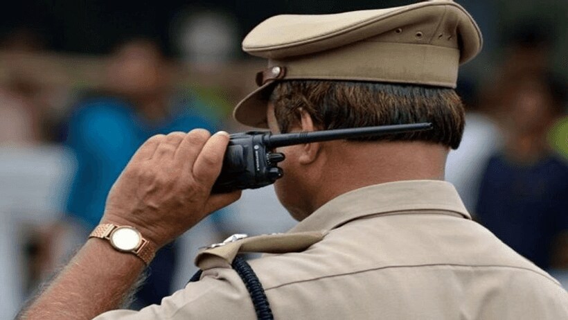 मथुरा एसएसपी ने थाना प्रभारी समेत 5 पुलिसकर्मियों पर गिराई गाज, 36 उपनिरीक्षक का हुआ तबादला