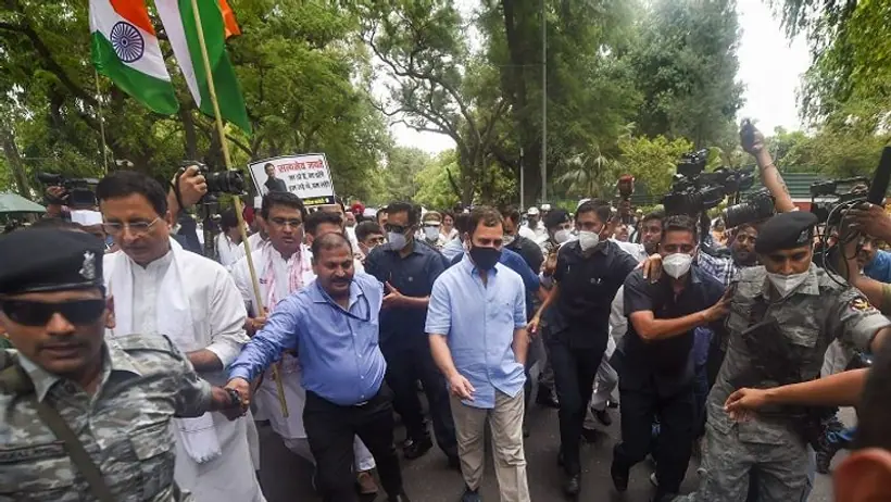 राहुल गांधी को ईडी के समन के खिलाफ कांग्रेस के विरोध प्रदर्शन पर TMC ने उठाये सवाल, कहा  किया जा रहा पाखंड