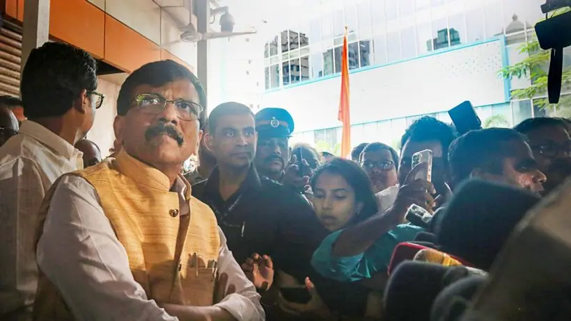 उद्धव ठाकरे के खास संजय राउत से ईडी ने की दस घंटे से अधिक समय तक पूछताछ, इन सवालों का मांगा जवाब