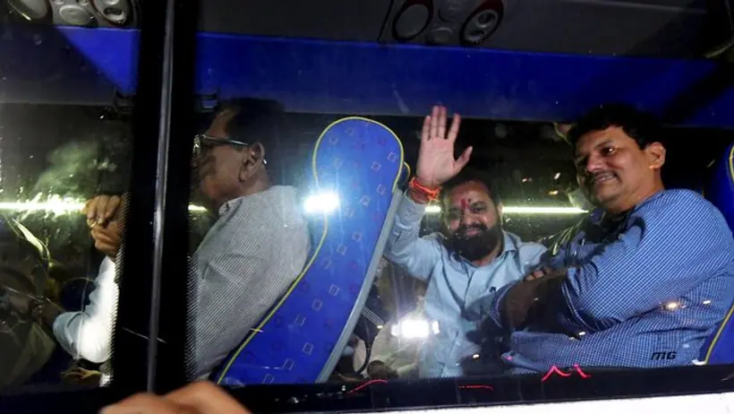 एकनाथ शिंदे स्वयं जाकर गोवा से लेकर आए बागी विधायकों को, सख्त सिक्योरिटी के बीच होटल पहुंचे MLAs