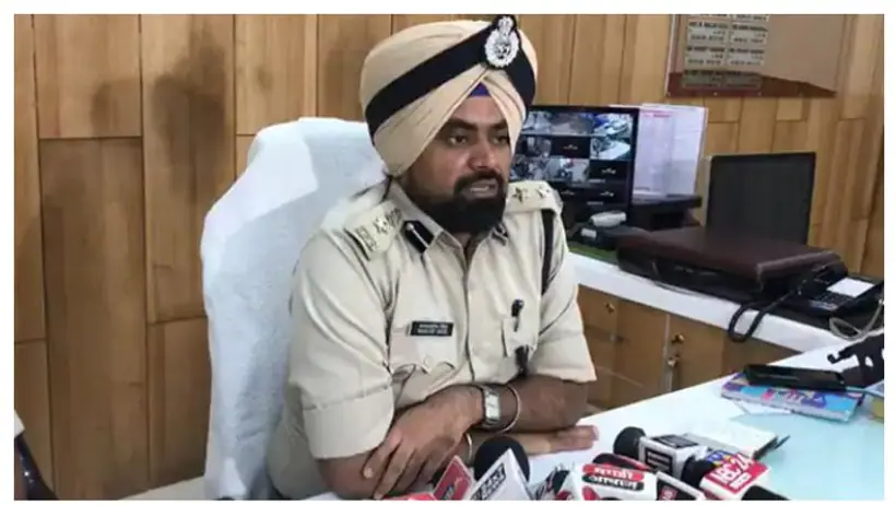 PFI की तुलना RSS से करने वाले सीनियर IPS ने बताया क्यों देना पड़ा था विवादित बयान, बीजेपी हुई हमलावर 