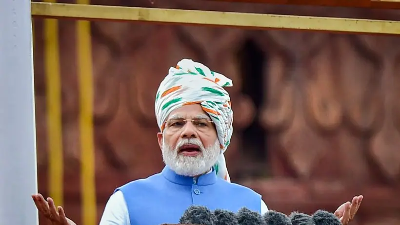 पीएम मोदी ने लाल किले की प्राचीर से क्यों कहा  5 से 7 साल के बच्चों को भी सैल्यूट कीजिए, क्योंकि...