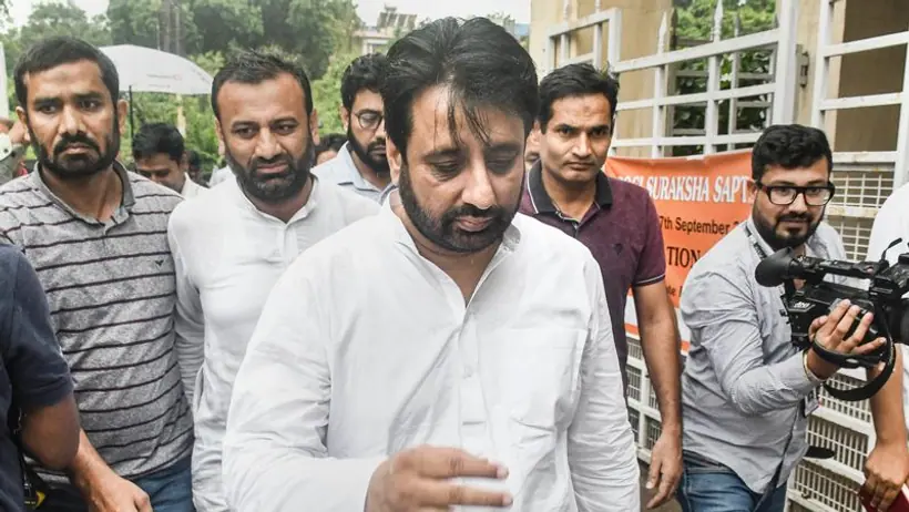 AAP विधायक अमानतुल्ला का बिजनेस पार्टनर भी अरेस्ट, एक करीबी फरार, पढ़िए ACB की छापेमारी के 10 बड़े फैक्ट्स