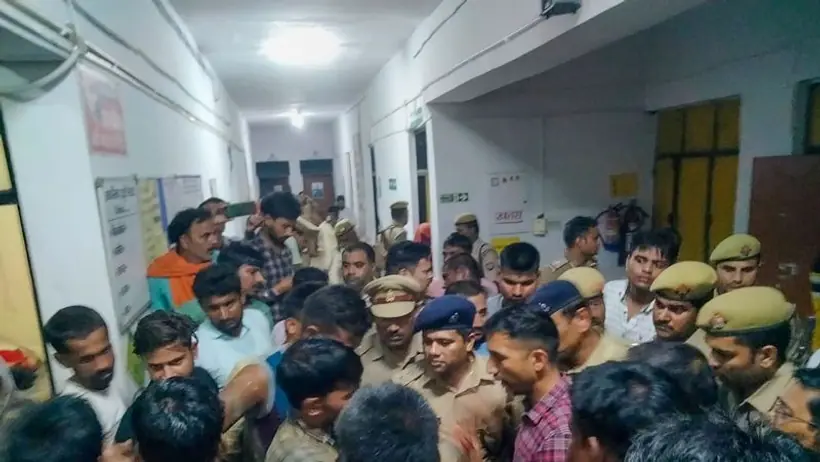 Kanpur Accident: मंदिर से लौट रहे श्रद्धालुओं से भरी ट्रैक्टर ट्राली तालाब में गिरी, कम से कम 26 की मौत