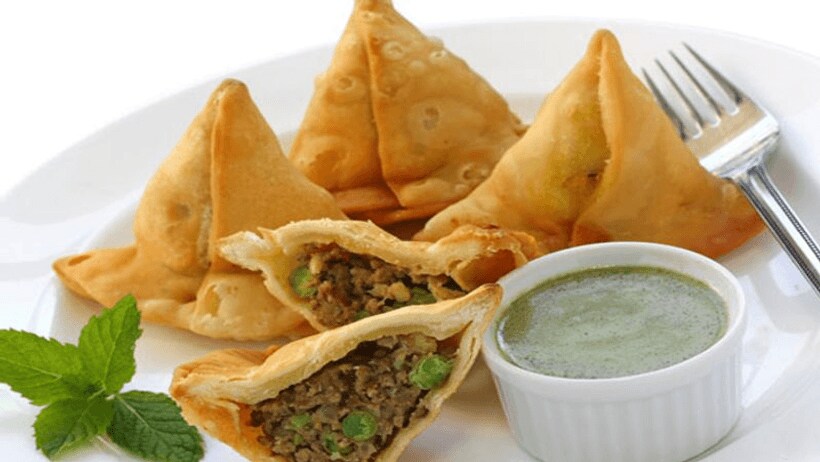 Oil free Samosa Recipe: अब जी भर के खाए ढेर सारे समोसे, बिना तेल के ही इसे कर लें तैयार