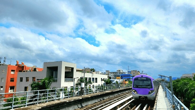 Kolkata metro