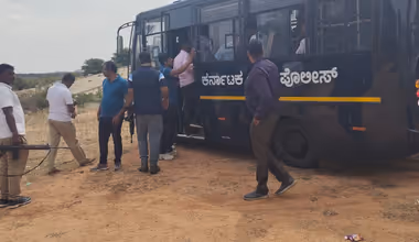 ಶಂಕಿತ ನಕ್ಸಲ್ ನಾಯಕ ವೆಂಕಟೇಶನಿಗೆ ಪೊಲೀಸರಿಂದ ಪಾವಗಡ ಸುತ್ತ ಹುಡುಕಾಟ