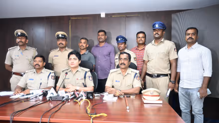 ಮನ್ಮುಲ್‌ ಮಾಜಿ ಅಧ್ಯಕ್ಷ ಶಿವಕುಮಾರ್‌ಗೆ 75 ಲಕ್ಷ ರು. ಕೊಟ್ಟಿದ್ದ ಜಾಧವ್..!