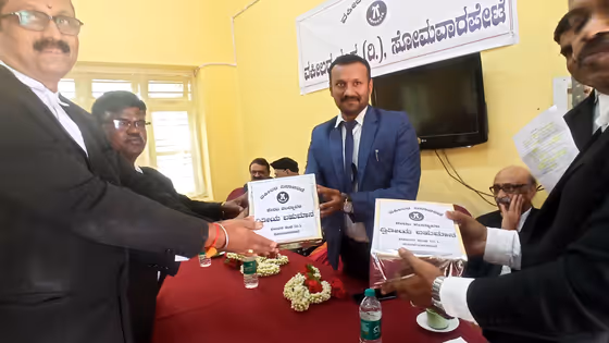 ವಕೀಲರ ದಿನಾಚರಣೆ ಕ್ರೀಡಾಕೂಟ: ವಿಜೇತರಿಗೆ ಬಹುಮಾನ ವಿತರಣೆ