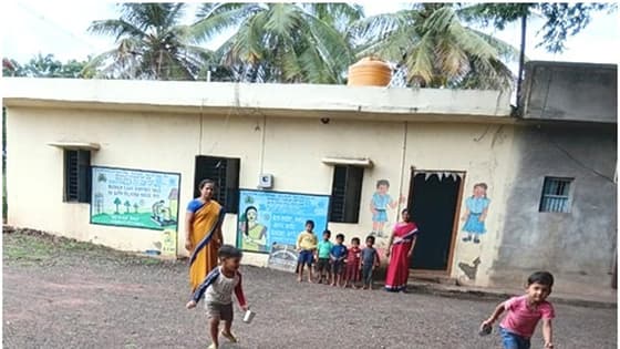 ಸರ್ಕಾರಿ ಶಾಲೆಗಳ ಅಂಗಳದಲ್ಲಿ ತಲೆ ಎತ್ತಿದ ಅಂಗನವಾಡಿಗಳು