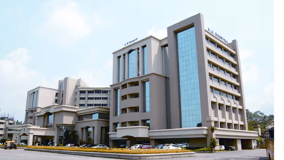  ಎಜೆ ಆಸ್ಪತ್ರೆಯಲ್ಲಿ ಅಪರೂಪದ ಶಸ್ತ್ರಚಿಕಿತ್ಸೆ ಯಶಸ್ಸು