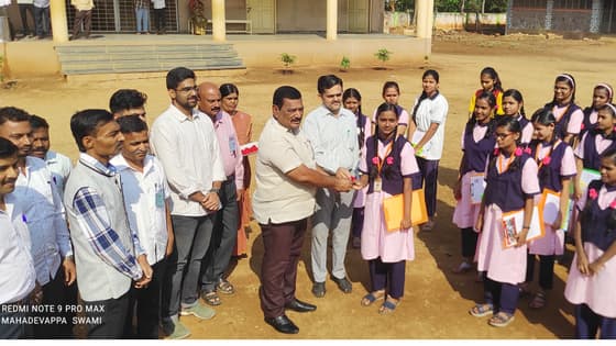 ಪರೀಕ್ಷೆಯನ್ನು ಧೈರ್ಯದಿಂದ ಎದುರಿಸಿ: ತಹಸೀಲ್ದಾರ್ ಕೆ. ರಾಘವೇಂದ್ರ ರಾವ್