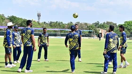 ವಾಣಿಜ್ಯ ನಗರಿಯಲ್ಲಿ ಹೆಚ್ಚುತ್ತಿದೆ ರಣಜಿ ಪಂದ್ಯದ ಕಾವು!